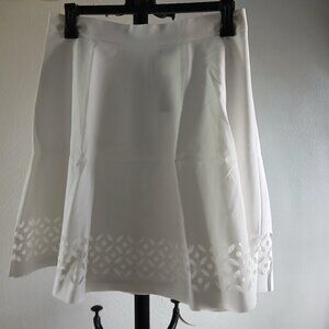 Ann Taylor - Women 10